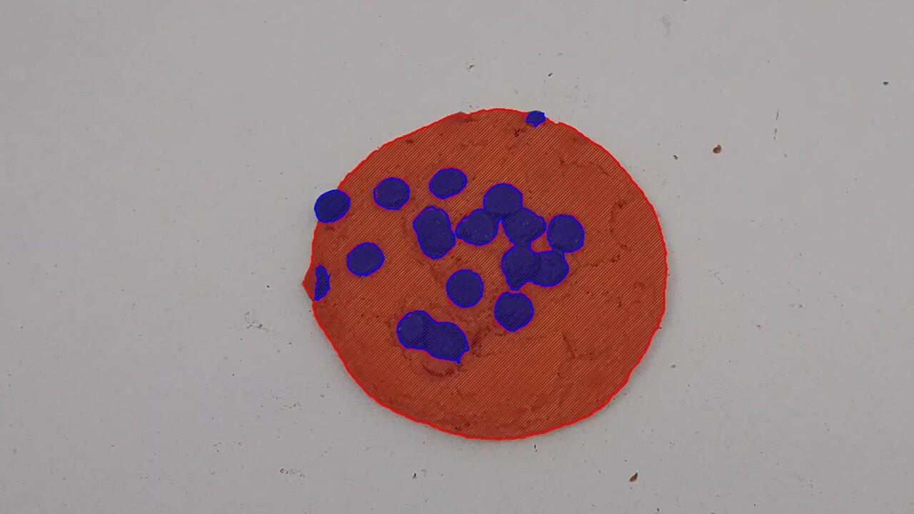 Milka cookie with inserts